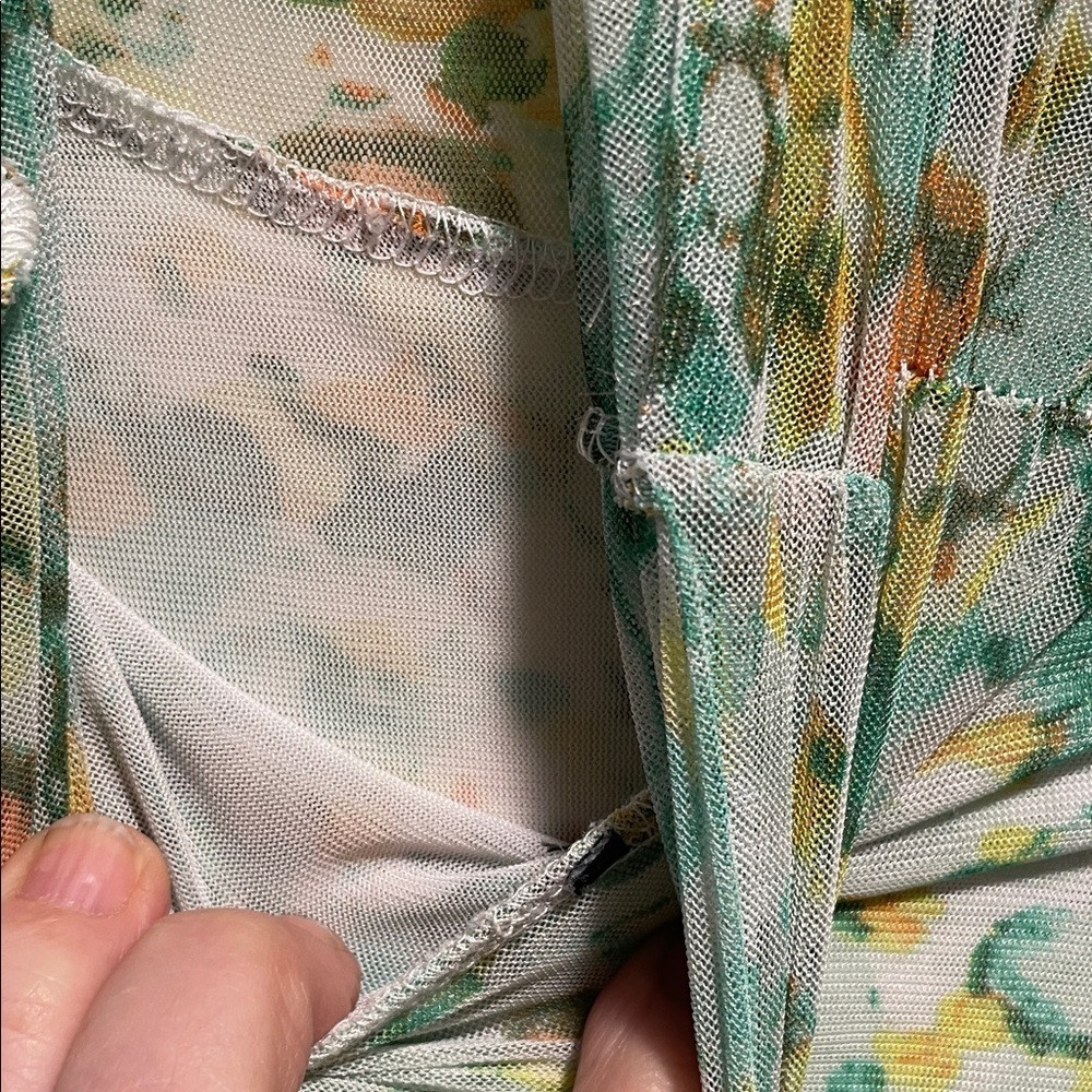 Vertigo Paris Multicolored Abstract Print Ruched Streetwear - Green and Yellow - Picture 8 of 12
